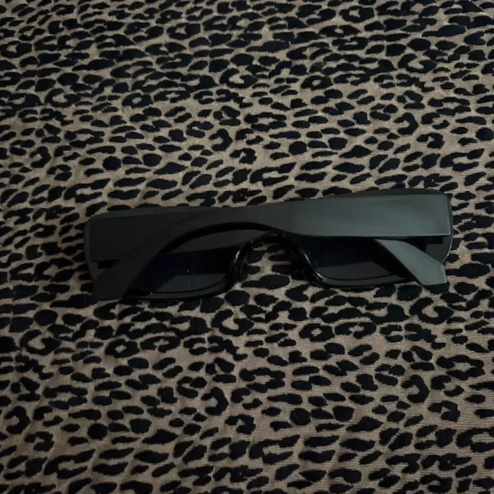 Unbranded Women's Black Sunglasses